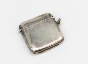 A George V silver vesta case, gilt interior, hallmarked by John Rose, Birmingham, 1920, approx. 4.