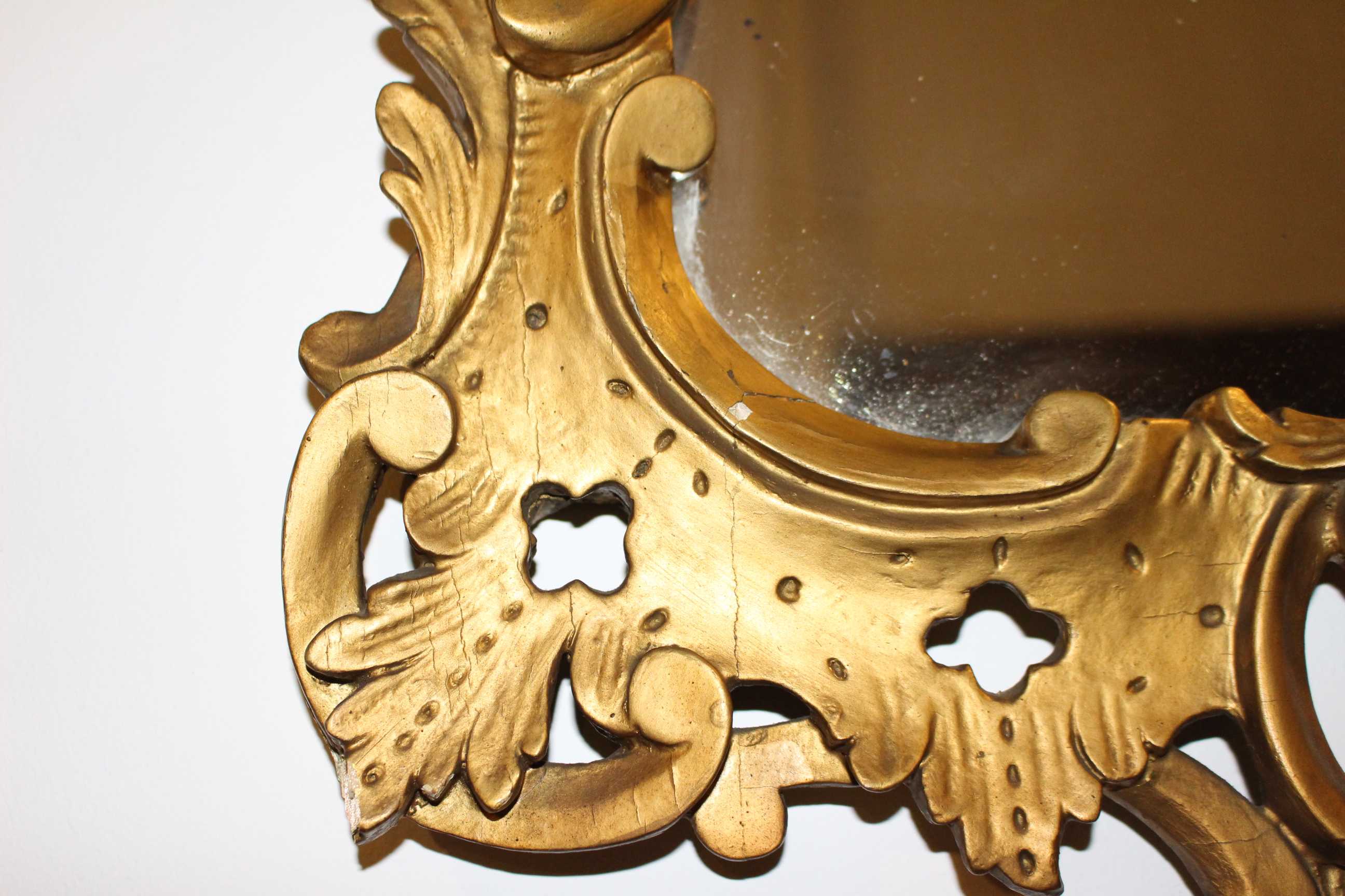 A Regency gilt gesso overmantel mirror, the rectangular plate in reeded ebonized fillet flanked by - Image 4 of 6