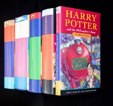 ROWLING, J. K. Harry Potter and the Philosopher's Stone, 40th printing, London: Bloomsbury, 2000,