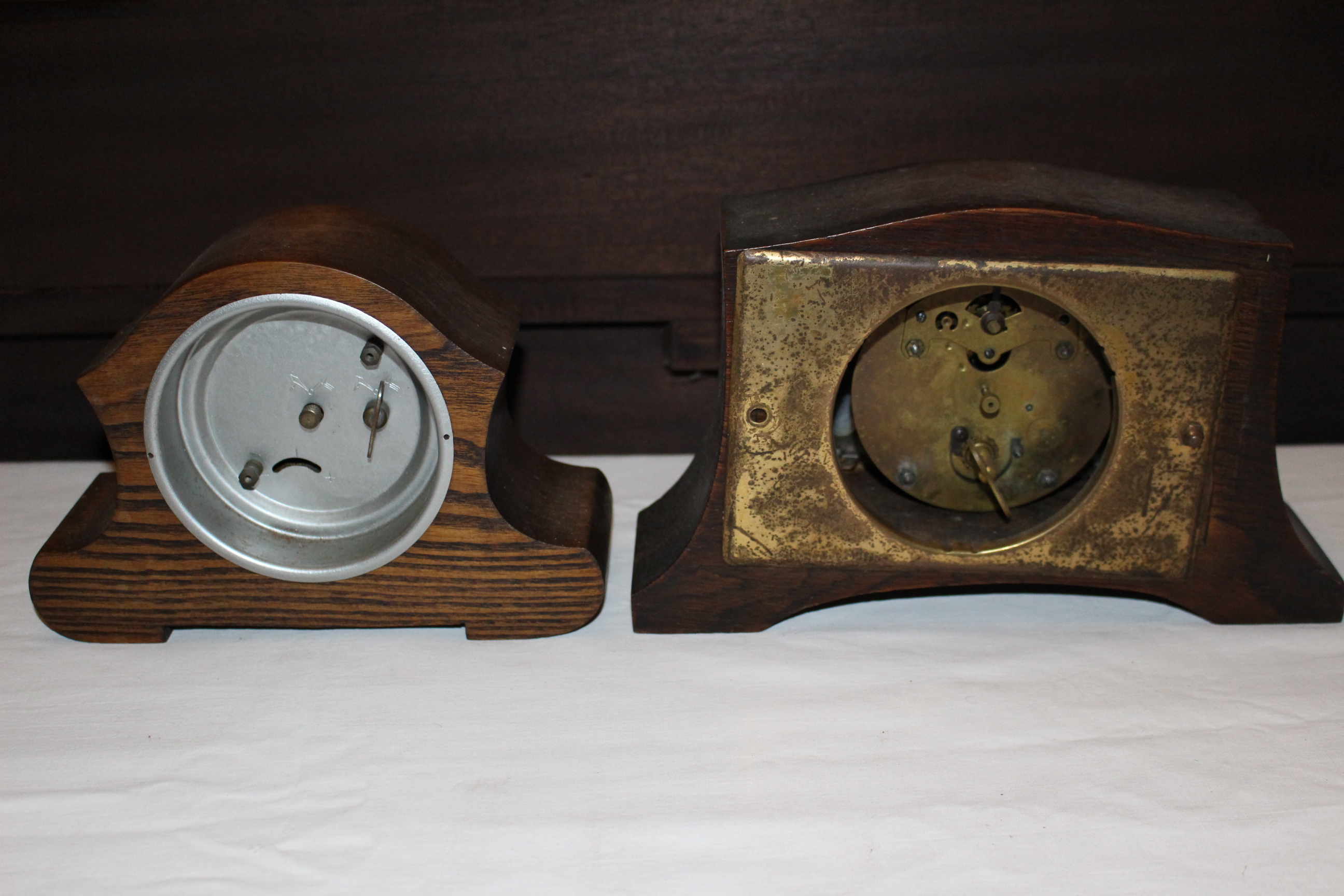 Collection of 5 x wooden mantel clocks some chiming, all mechanical/windup but selling as untested - Bild 4 aus 5