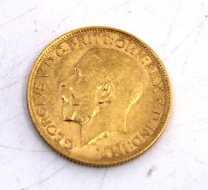 1918 George V 22ct Gold Full Sovereign.  Total Gross Weight is approx. 8 grams.