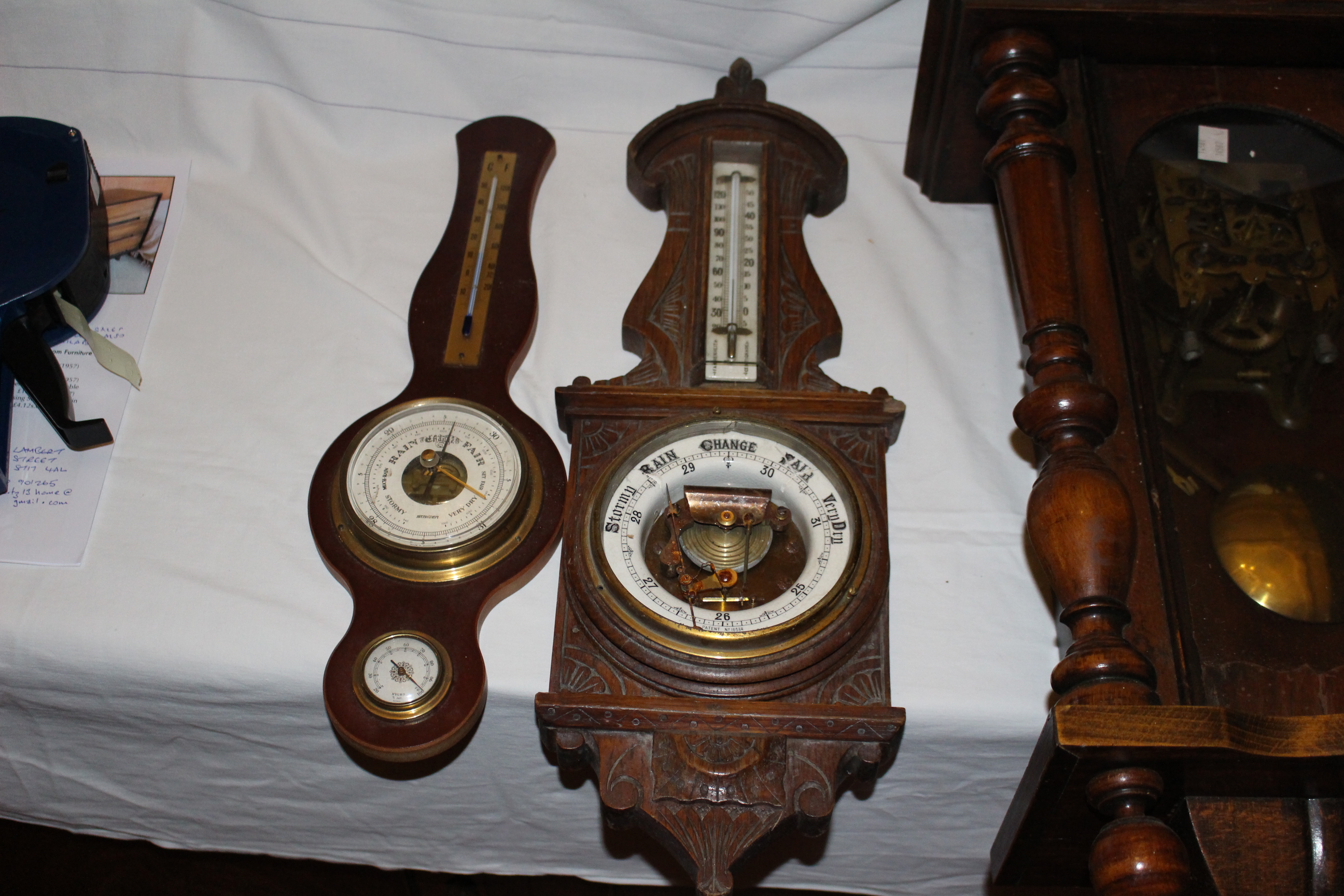Collection of 3 x wall clocks and 2 x Barometers 1 x modern wall clock appears to be in good order - Bild 4 aus 4