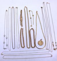 Selection of 9ct Gold Jewellery.  To include a 9ct Gold Rope chain, two 9ct Gold Rope chain