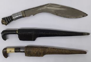 2 late 19th century / early 20th century Indo-Persian Pesh-kabz daggers, plus a mid 20th century