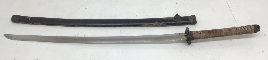 Japanese Pre WW2 Katana Sword with signature to handle tang in black lacquer scabbard (lacquer