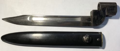 A No’9 Mk1 Bowie Blade socket bayonet. This bayonet has a socket fitted similar to the No’4 spike