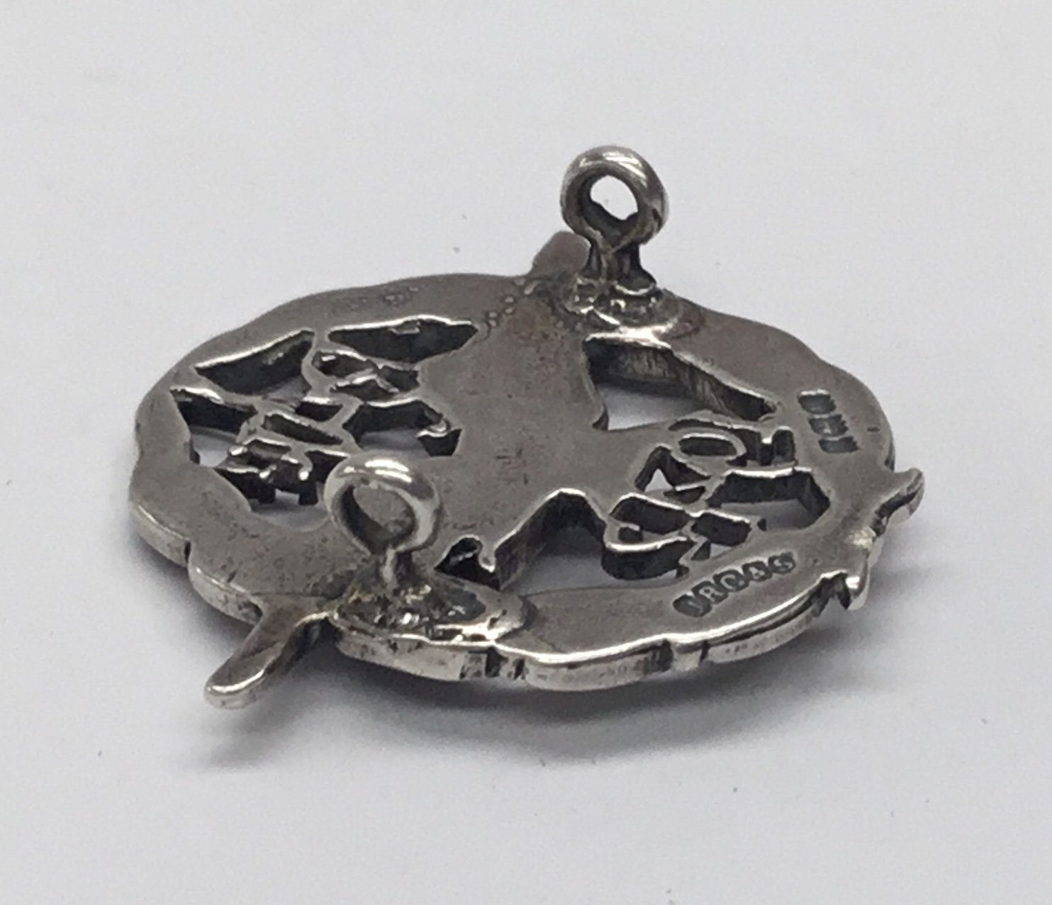 *** WITHDRAWN *** An extremely rare sterling silver WW2 era ‘1942’ American RAF Foreign Volunteer - Image 3 of 6