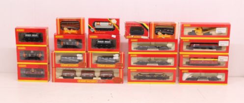 Hornby: A collection of nineteen boxed Hornby, OO Gauge rolling stock examples. General wear