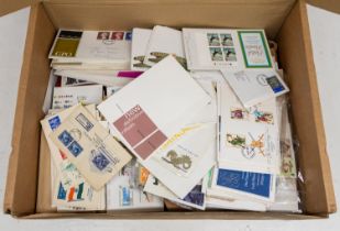 GB - Huge Box containing GB Stanley Gibbons Album , rather sparse in content , but seeing a few mint