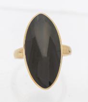 A Whitby jet and 9ct gold ring, comprising a large navette cut jet, length approx 27mm, width approx