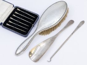 A small collection of silver items to include; a cased set of six novelty nail head silver