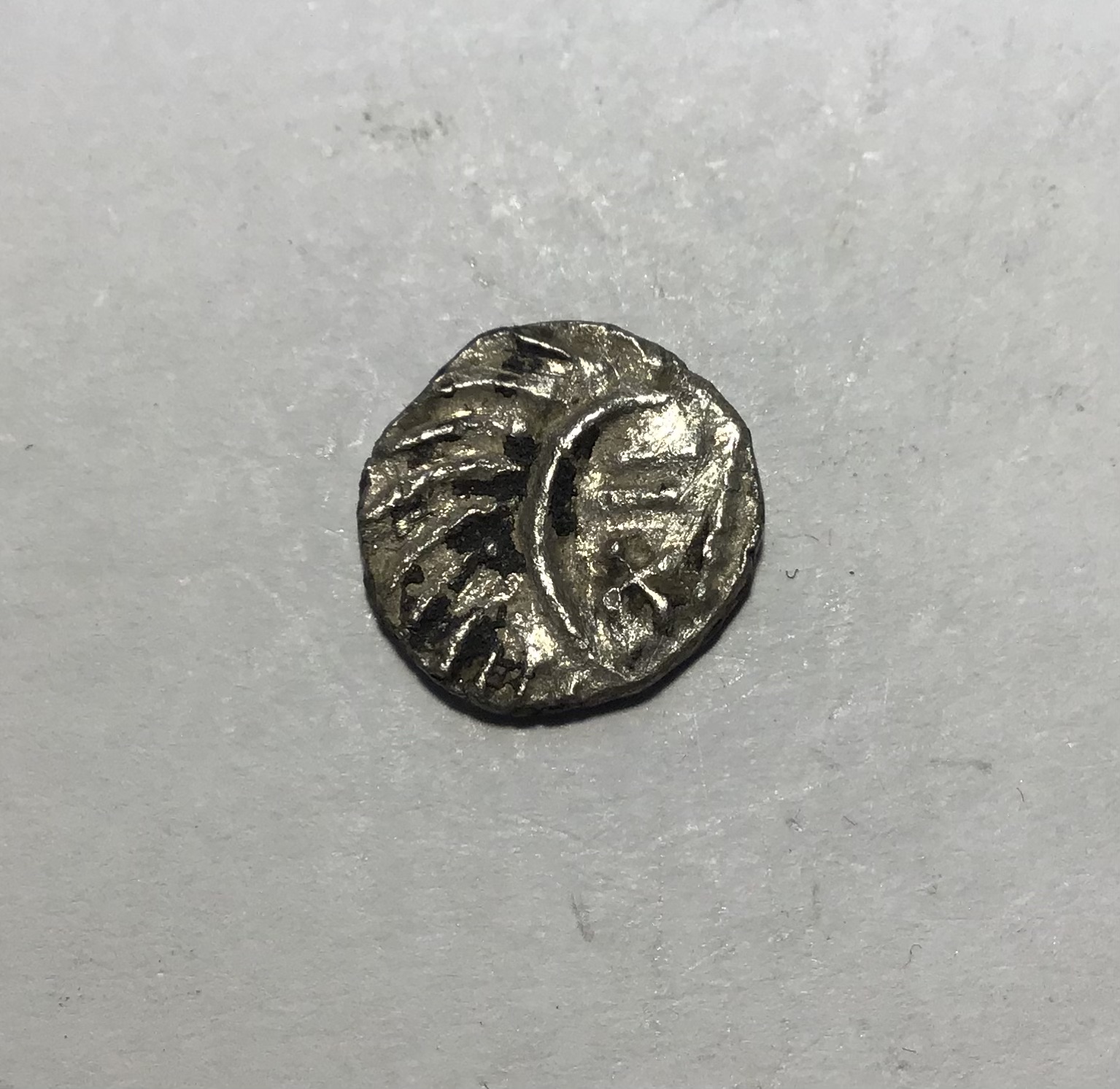 Early Anglo Saxon Silver Sceat, Continental Issue 695-740, Series E. Approximately 11mm diameter, - Image 3 of 3