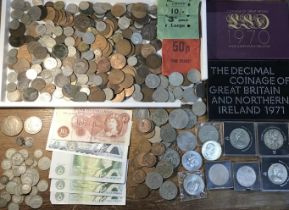 Collection of British & World Coins with Banknotes. Includes George V 1935 Crown, Victorian 1887