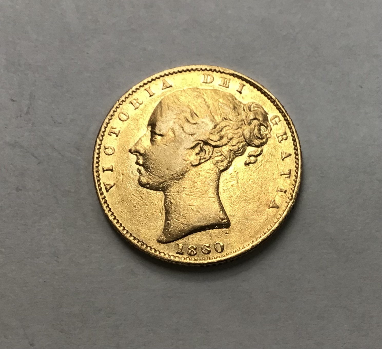 Victorian 1860 (large 0) Young Head Shield Back Sovereign.