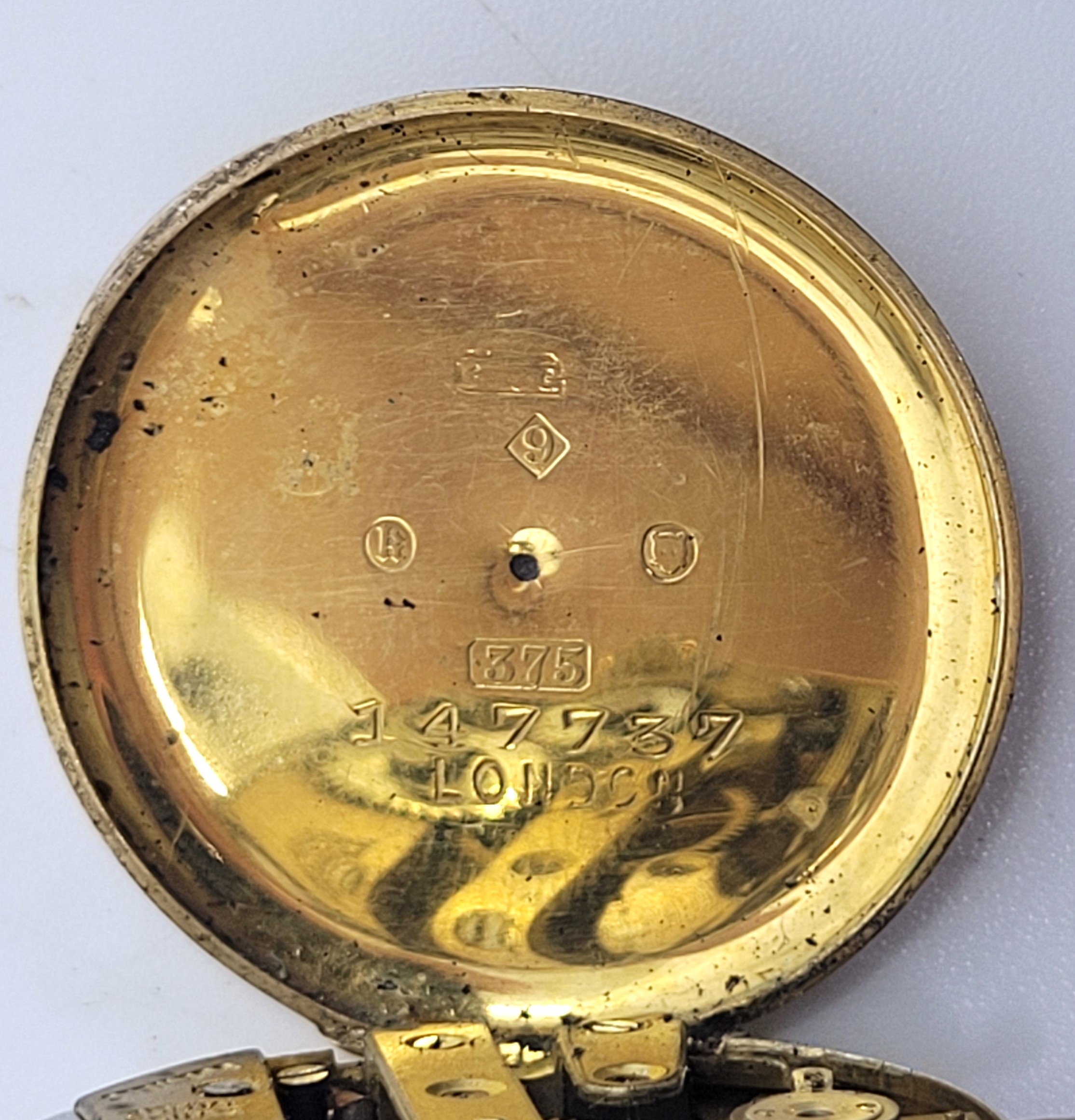 A 9ct. rose gold wrist watch, c.1925, having engine turned silver dial with Arabic numeral chapter - Image 11 of 12