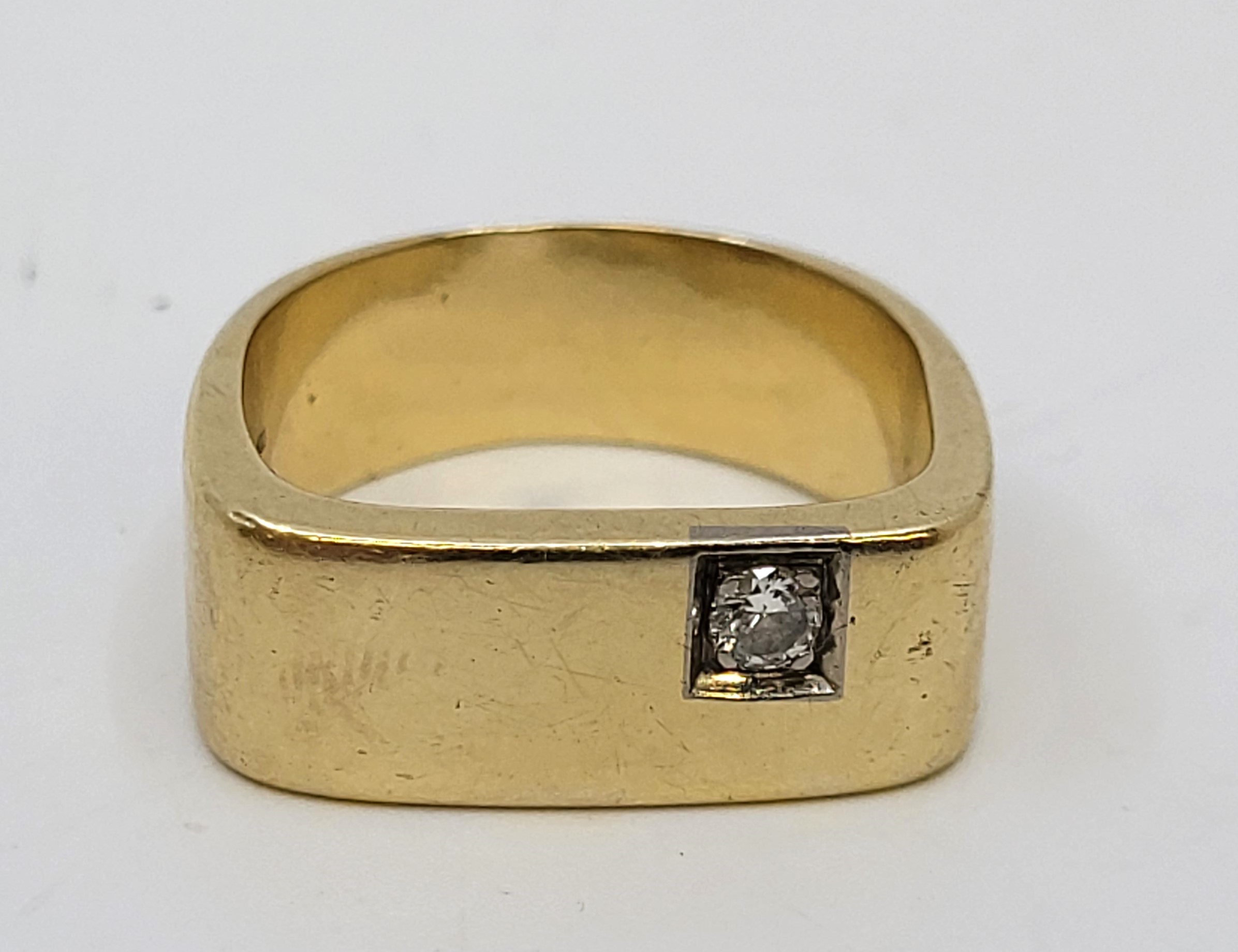 A Danish 14ct. yellow gold and diamond ring, set single round brilliant cut diamond (EDW 0.10 - Image 4 of 6