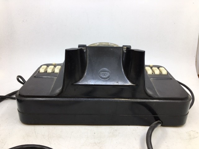 A vintage black telephone (A/F) - Image 5 of 6