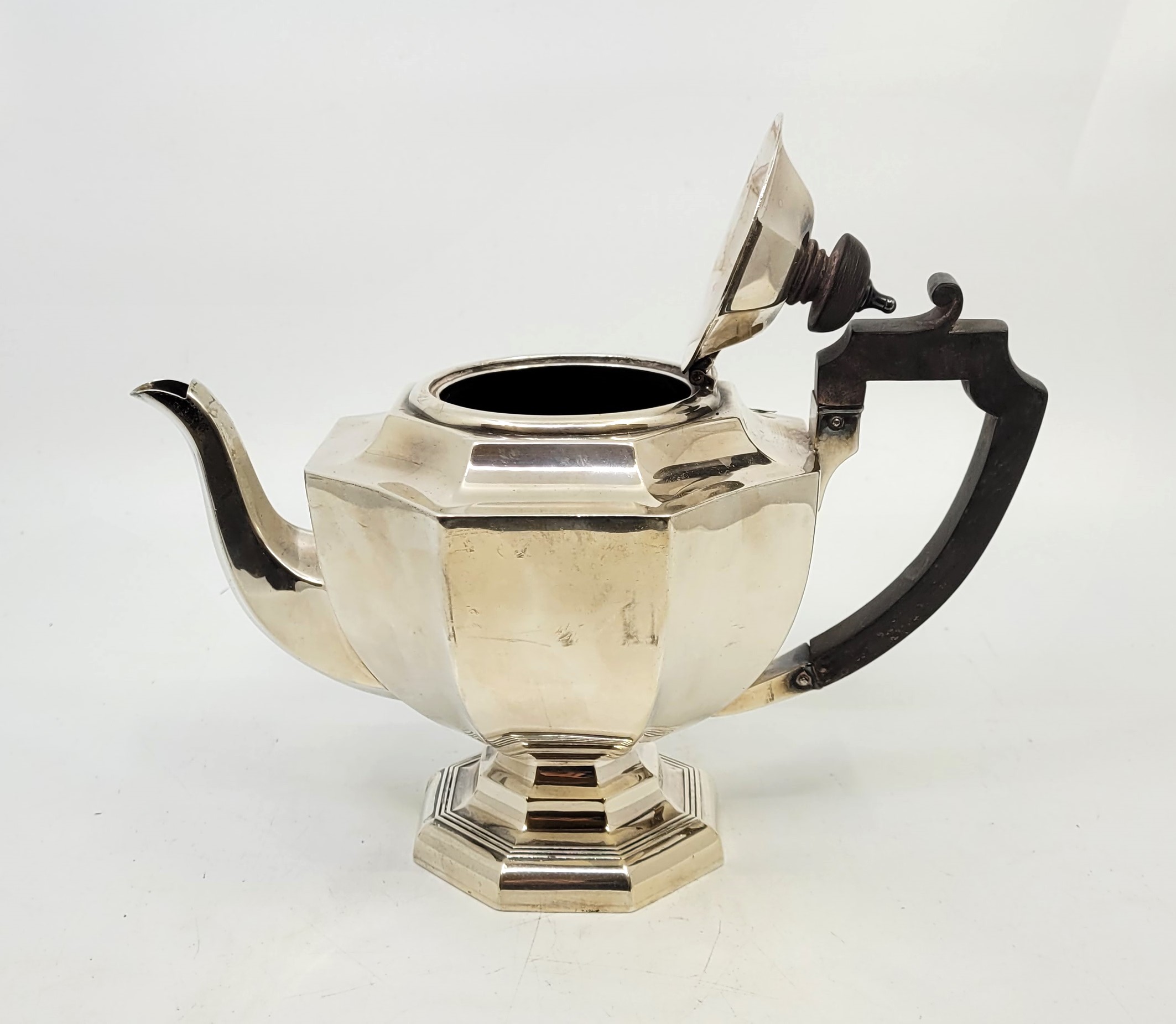 A three piece silver tea service, by G Bryan & Co, Birmingham 1932, comprising teapot, twin - Image 7 of 12