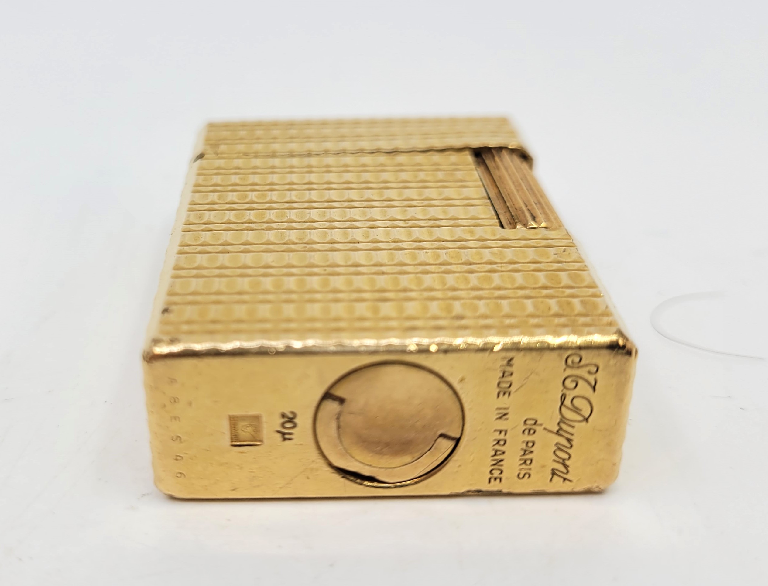 A Dupont gold plated cigarette lighter. - Bild 3 aus 9