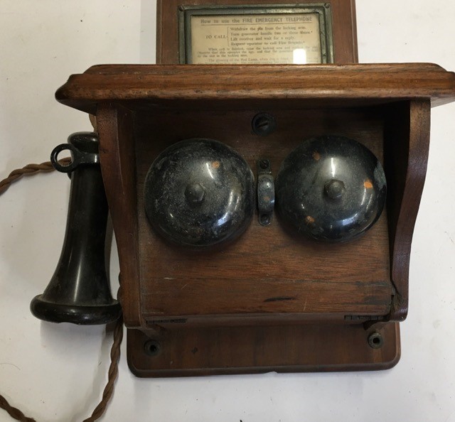 An early 20th cent oak wall mounted telephone - Image 13 of 15