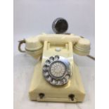 A vintage white bell telephone (JL 11587 AI.)