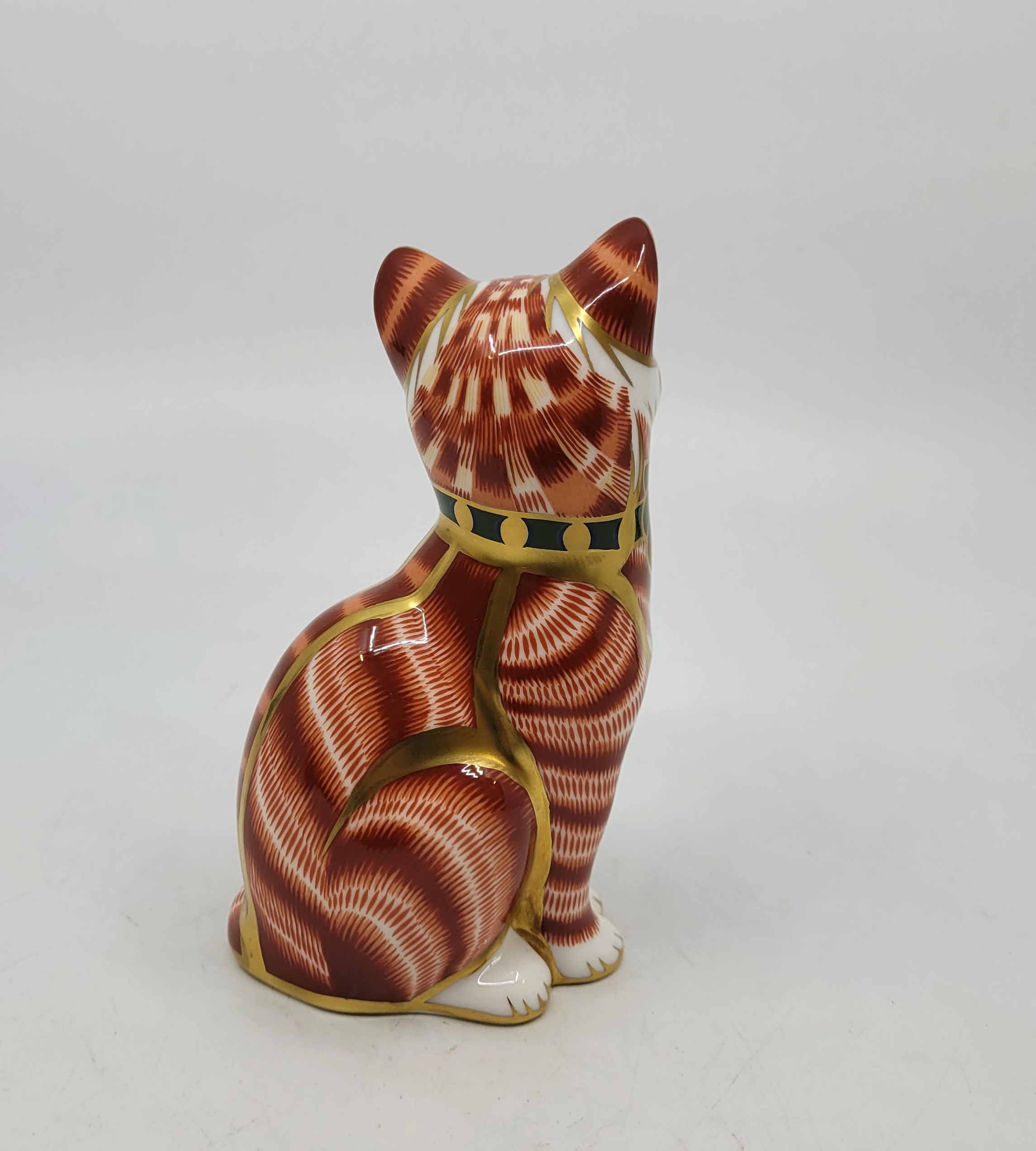 A Royal Crown Derby paperweight: Cheshire Cat, commissioned by John Sinclair, limited edition 137/ - Image 11 of 12