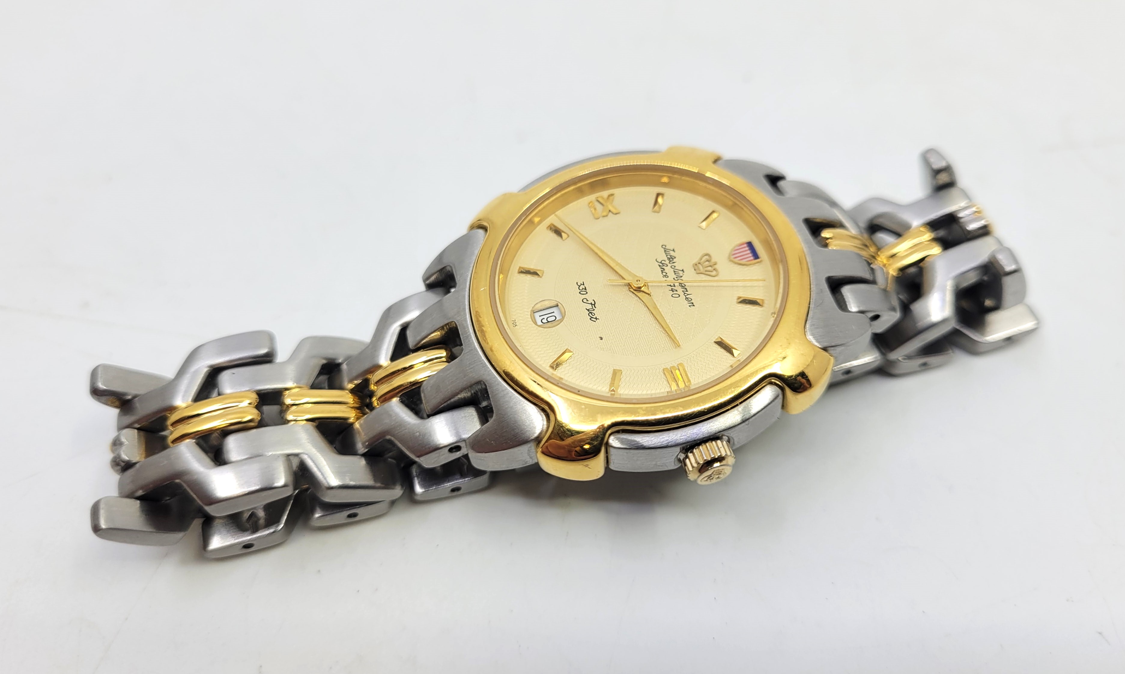 A Raymond Weil 8200 gentleman's stainless steel quartz bracelet watch, having signed black - Image 22 of 39
