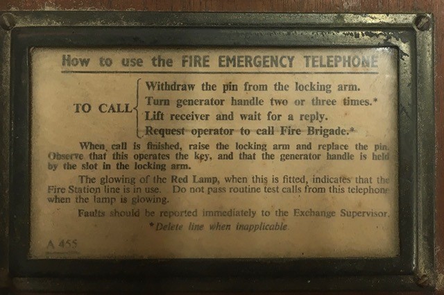 An early 20th cent oak wall mounted telephone - Image 9 of 15