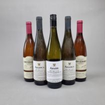 5 Bottles World White Wines to include: Angove 2022 Gewurtztraminer, Australia 2 Bottles Angove's