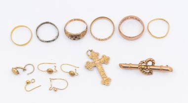 A collection of weighable damaged gold jewellery to include 22ct, weight approx 1.9gms, 18ct gold,