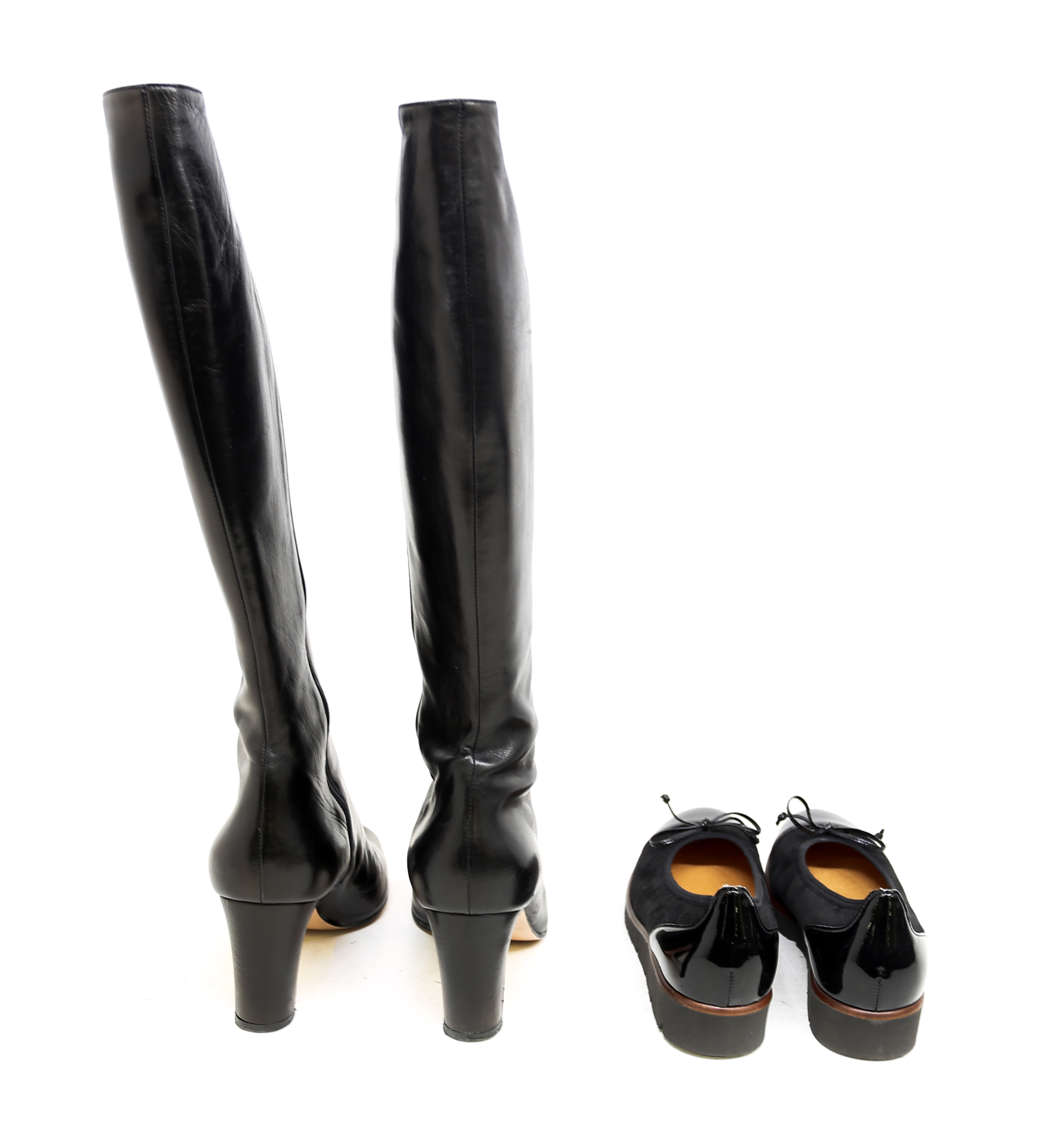 A pair of Hobbs black leather knee-high boots with a long zip, 3" heel, pleated leather detail on - Image 3 of 4