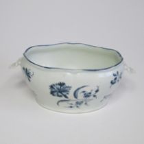A Worcester blue and white small tureen, gillyflower pattern. Circa;  1765 Size;  width 18.5cm