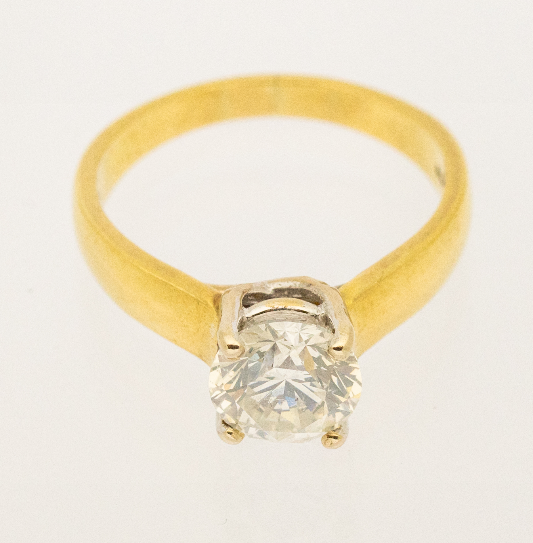 A 1.50 carat diamond and 18ct gold solitaire ring, comprising a round brilliant cut diamond weighing - Bild 5 aus 6