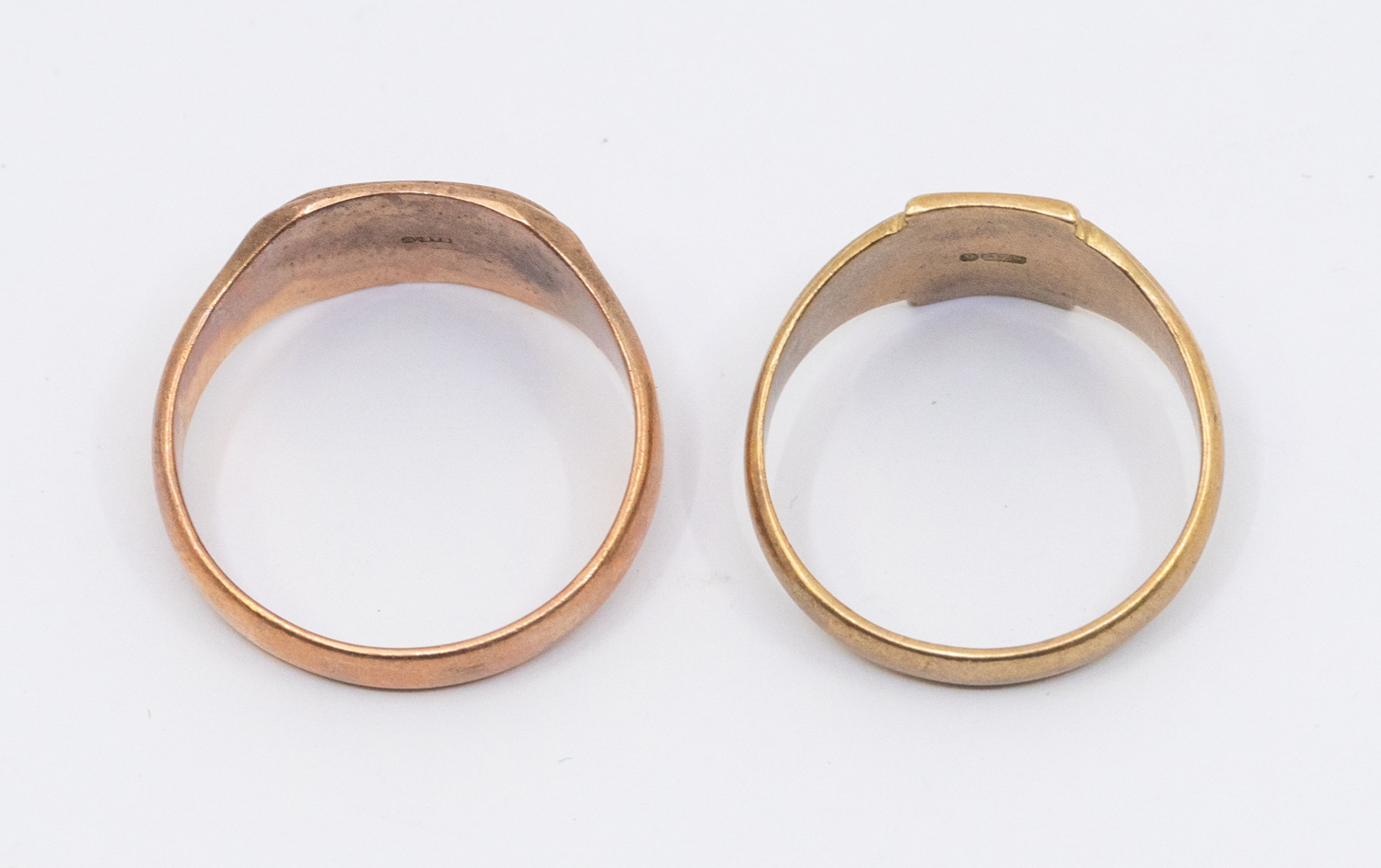 Two 9ct gold men's signet rings, including a rose gold version, width approx 9mm, size W, along with - Image 2 of 2