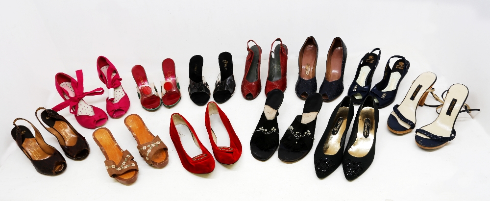 12 pairs of vintage and retro shoes to includfe two good pairs of red peep toes and a pair of