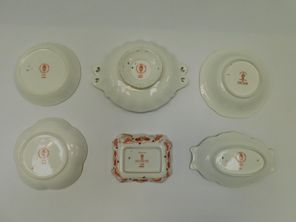 Royal Crown Derby 1128 imari dishes and pin dishes, six in all, 1st quality. - Image 3 of 3