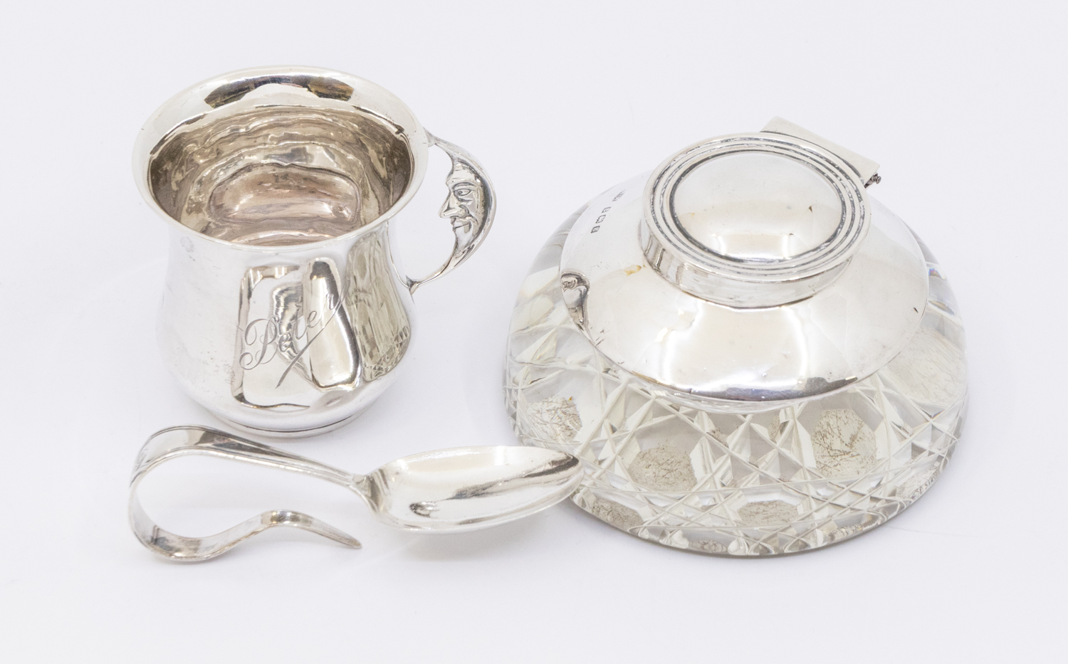 A small collection of silver items to include; an Edwardian silver mounted cut glass circular