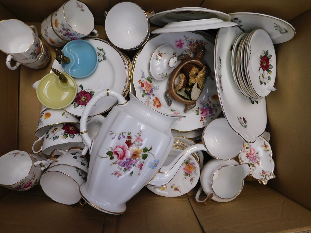 A collection of Royal Crown Derby posie tea set with other posie items, 1950s tea set, wade items - Image 3 of 4