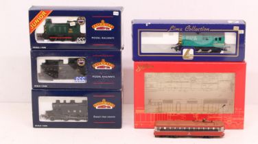 Bachmann: A collection of three boxed Bachmann, OO Gauge locomotives to comprise: 32-200DC, 31-