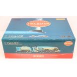 Hornby: A boxed Hornby Live Steam Set, OO Gauge, Mallard, Precision Engineered, locomotive and