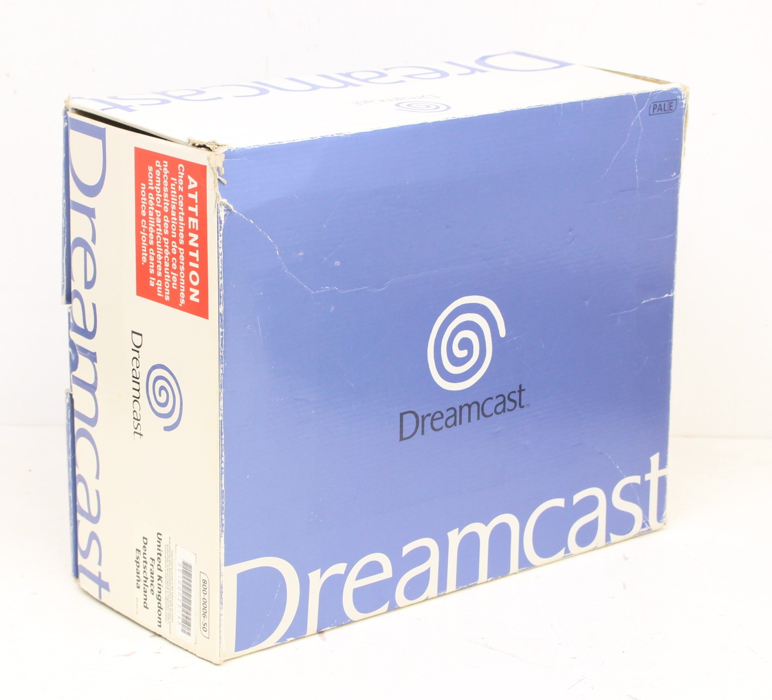 Dreamcast: A boxed Sega Dreamcast console, complete with controller, instructions and power cable; - Image 4 of 4