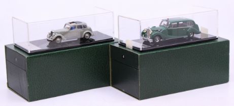 British Heritage Models: A pair of boxed 1:43 Scale British Heritage Models (BHM) vehicles: