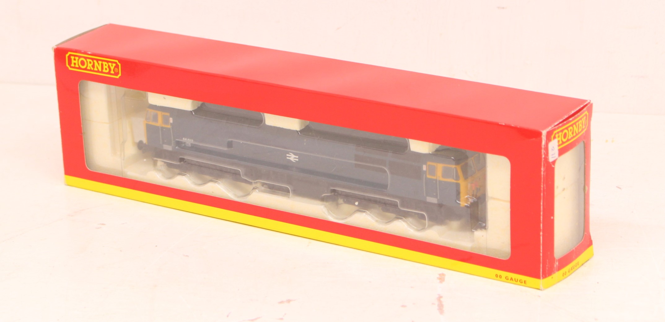 Hornby: A boxed Hornby, OO Gauge, BR 4-6-2 Duchess Class 8P 'City of Sheffield' locomotive and - Image 2 of 4