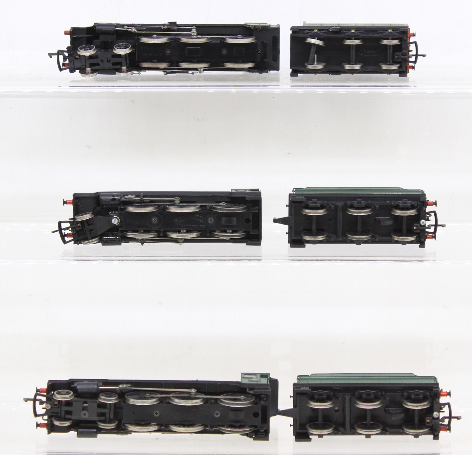 OO Gauge: A collection of seven unboxed OO Gauge locomotives to comprise: Wrenn Isambard Kingdom - Image 3 of 3