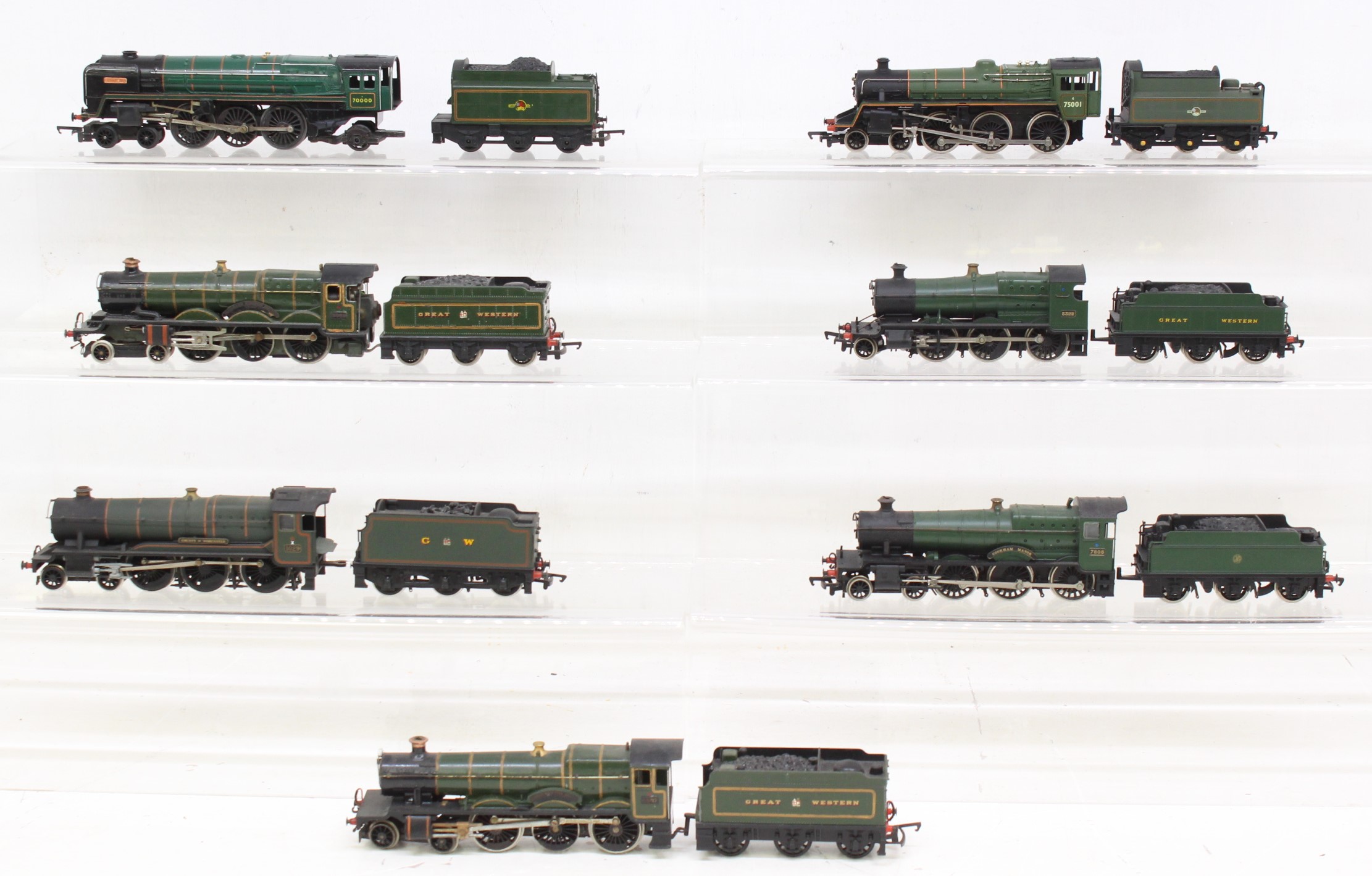 OO Gauge: A collection of seven unboxed OO Gauge locomotives to comprise: Wrenn Isambard Kingdom