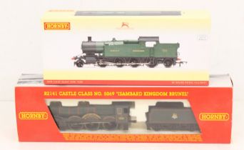 Hornby: A boxed Hornby, OO Gauge, BR 4-6-0 Castle Class 'Isambard Kingdom Brunel', locomotive and