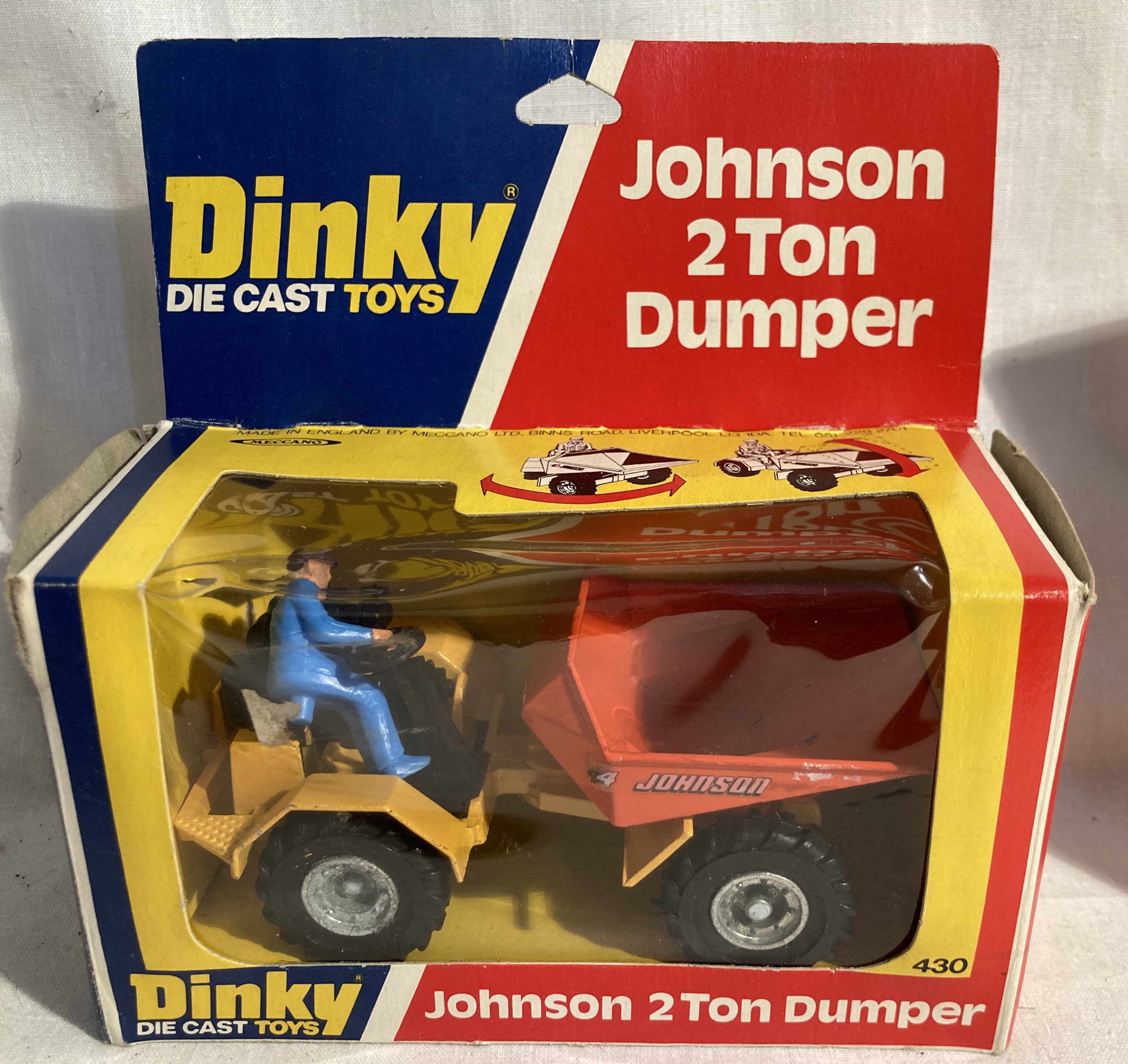 Dinky: A collection of six boxed and bubbled Dinky Toys vehicles to include: Ford D800 Tipper - Image 2 of 6