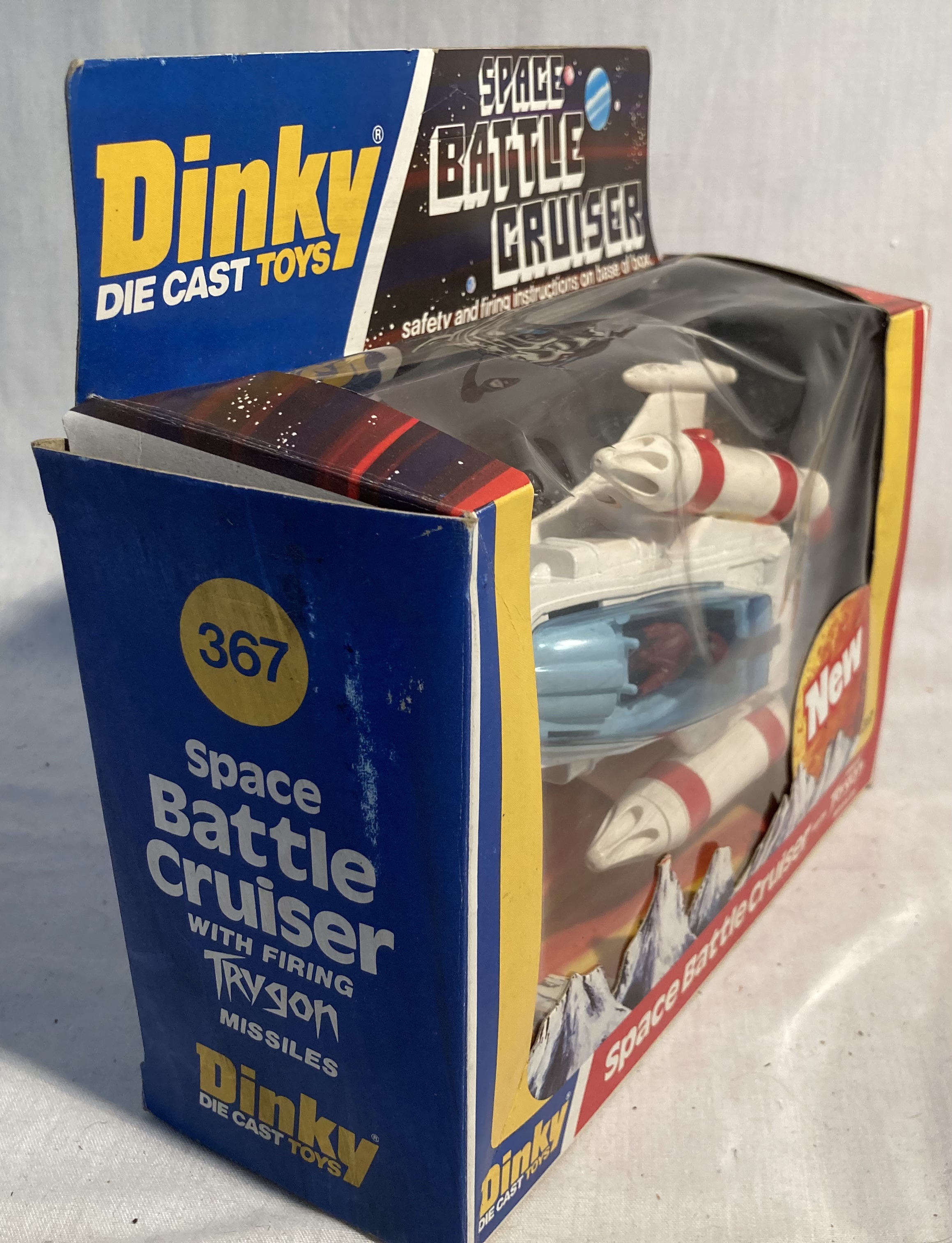 Dinky: A boxed Dinky Toys, Star Trek USS Enterprise, No. 358. Good condition but missing shuttle and - Image 6 of 7