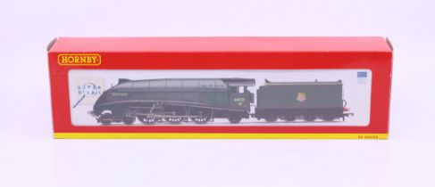 Hornby: A boxed Hornby, OO Gauge, BR 4-6-2 Class A4 Locomotive and Tender 60021 'Wild Swan',