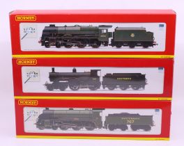 Hornby: A boxed Hornby, OO Gauge, BR 4-6-0 Patriot Class Locomotive and Tender 'Private W Wood